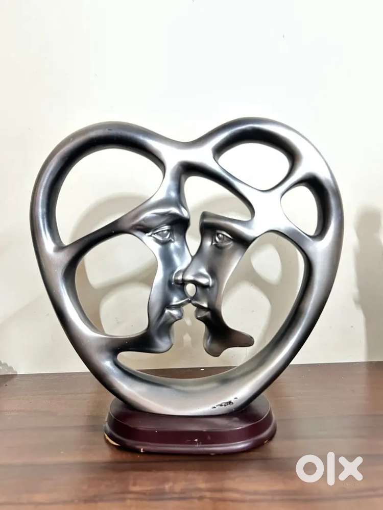 Showpiece for home decor