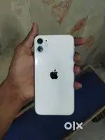 iPhone 11 display change