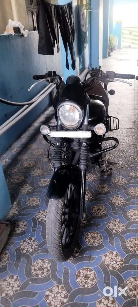 Bajaj avenger street 160 selling