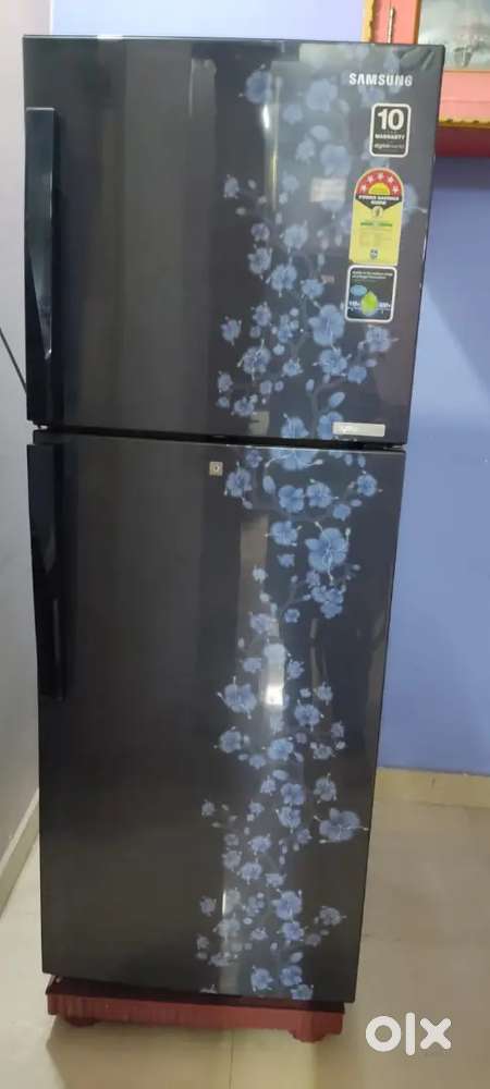 Samsung double door 5 Star refrigerator