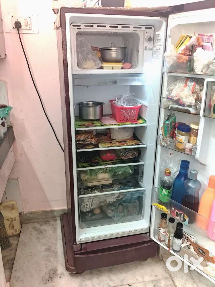Selling fridge