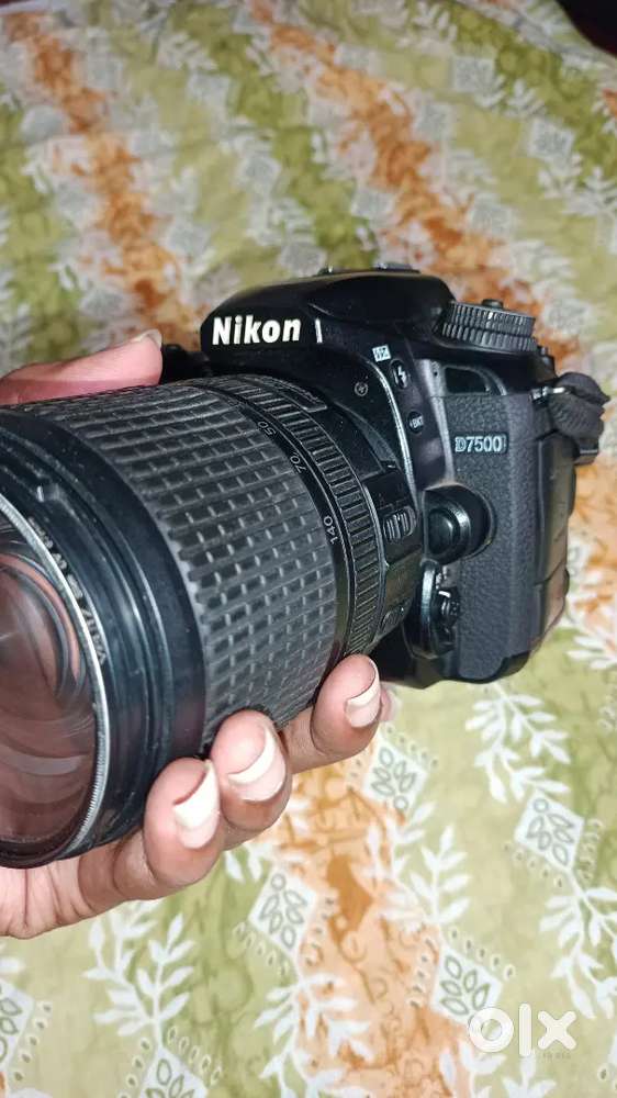 Nikon D7500