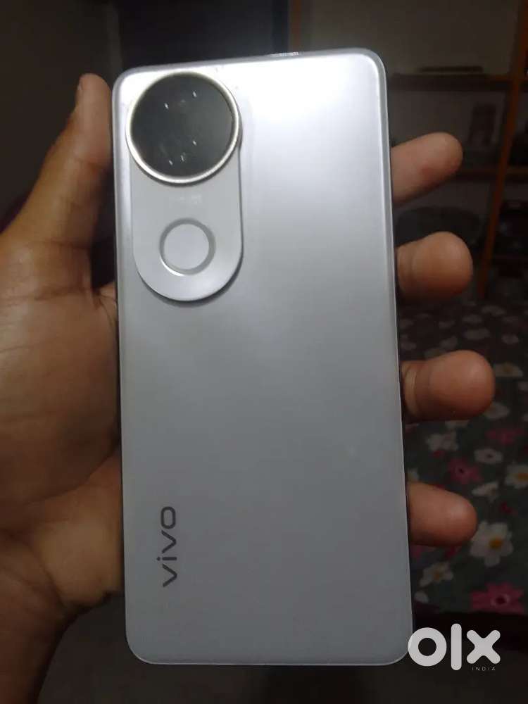 Vivo v50e 2025 8GB 256 storage