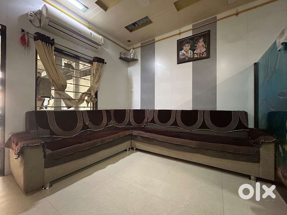 Sofa 9.25 X 7.50 X 2.50