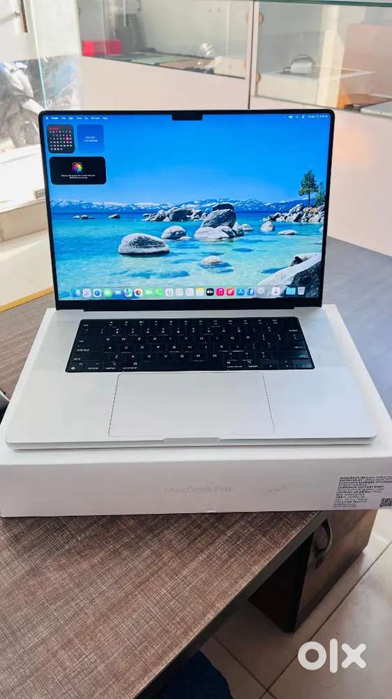 MacBook Pro M3 Pro 16 inch Under Warranty 18/512gb ssd