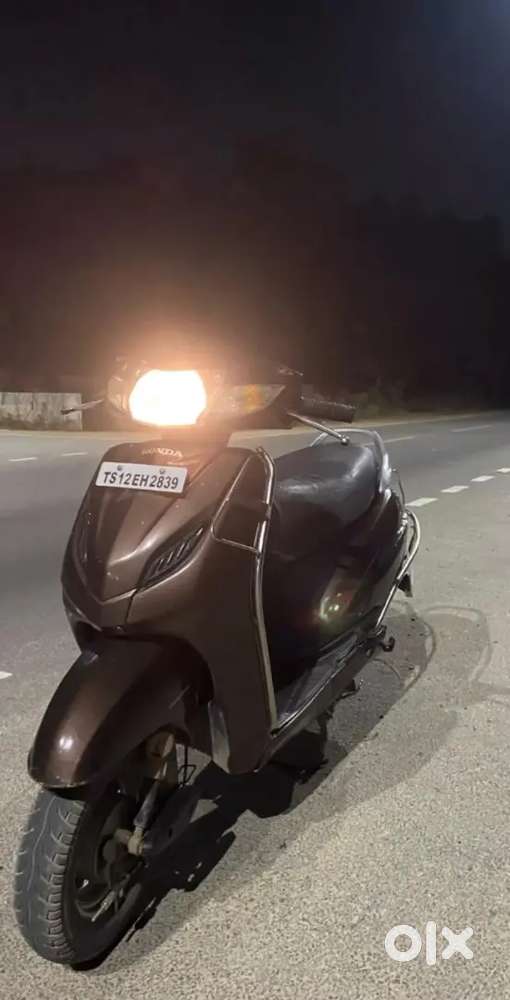 Activa 4g excellent condition not a single scratch