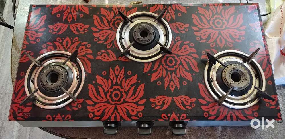 Three burner gas oven