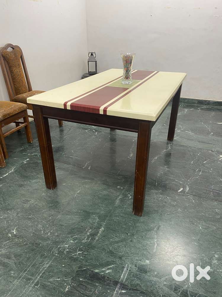 6 seater Dinning