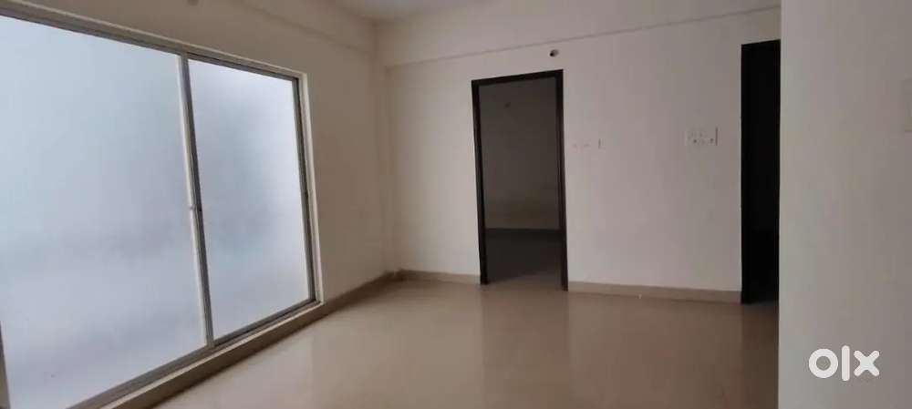 Unfurnished flats 5 flats available