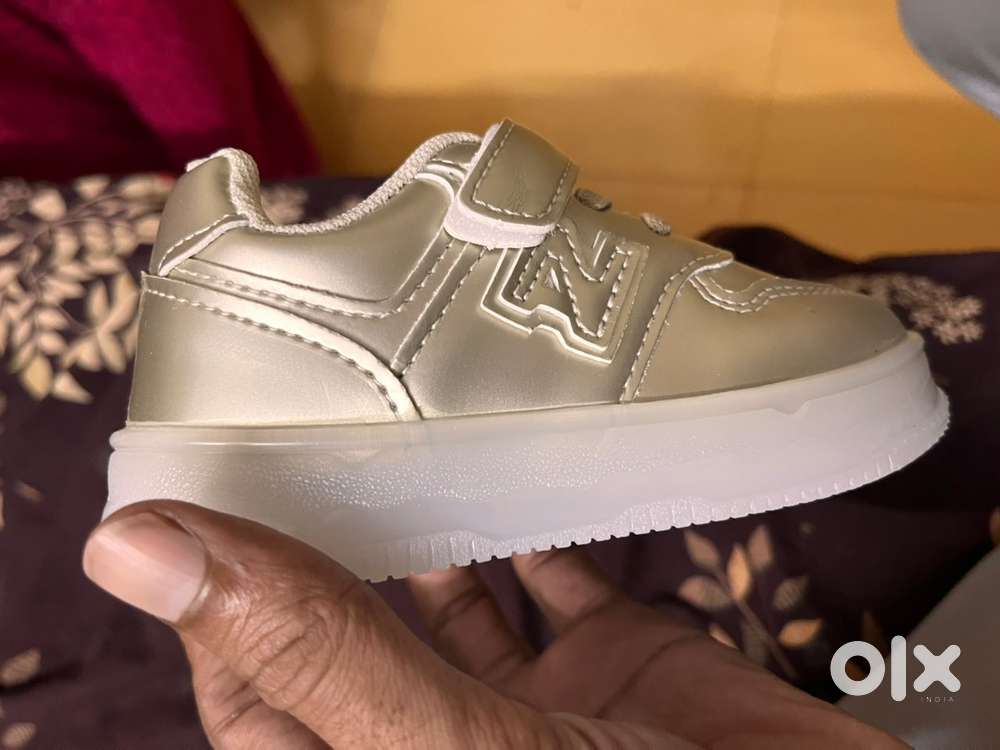 Light shoes 2 years