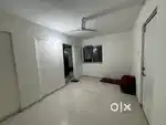 1bhk female flatmate 4750 rent Daulat nagar