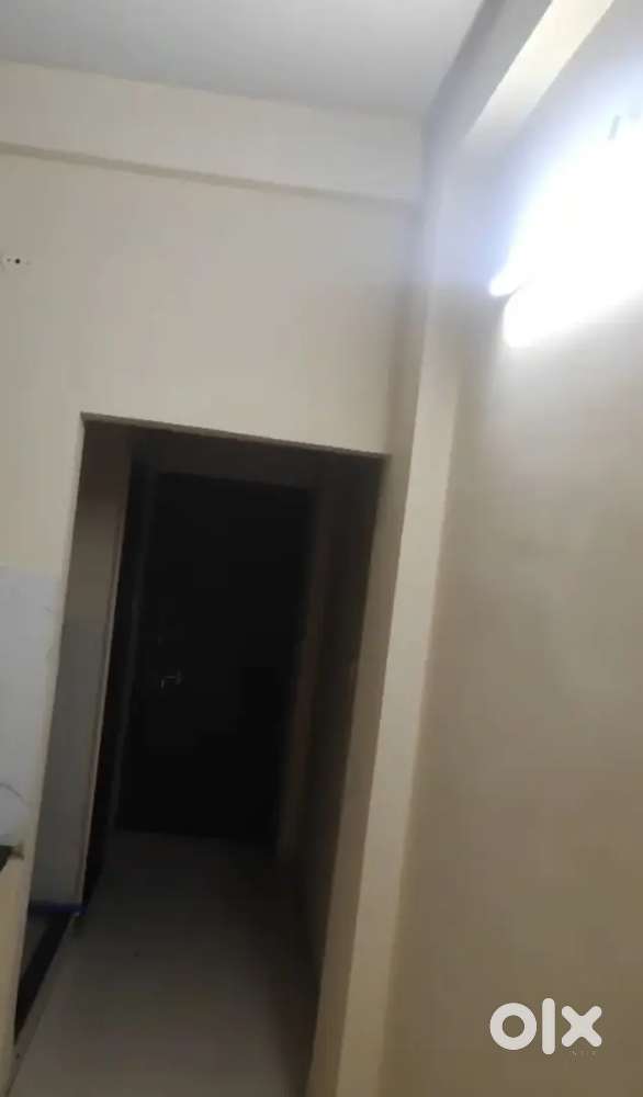 1 bhk house 1st floor