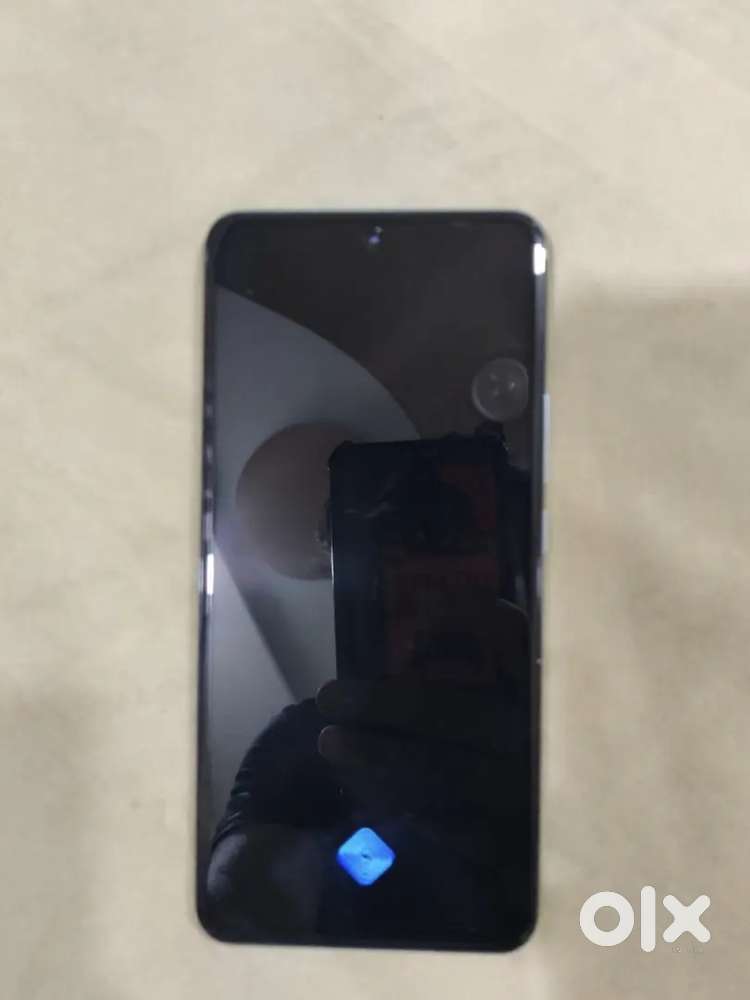 Vivo x60 phone selling