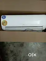 Trivani nagar Sitapur road Lucknow Oneda split AC 1TON 2018 Model