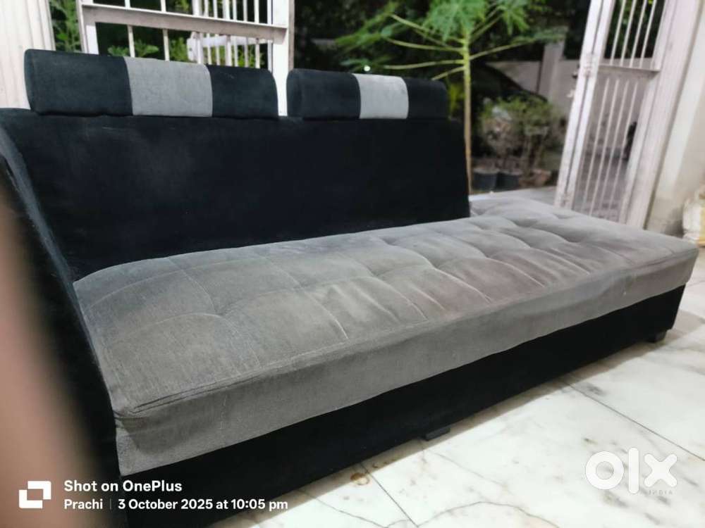 5-Seater Sofa  5 Cushions  2 Puffy Stools  1 Center Table