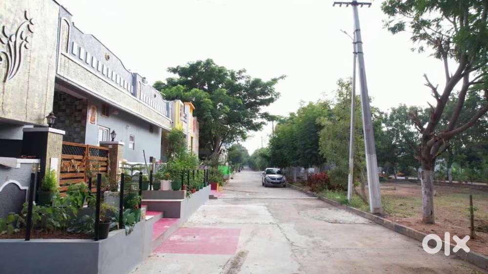 300 sqyds corner plot for sale in hmda venture ready to construction