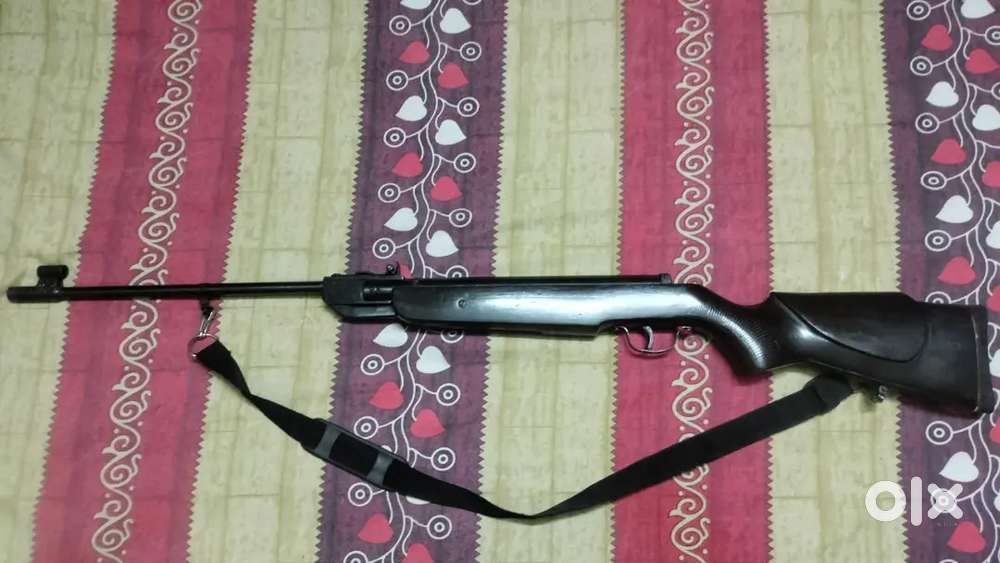 Showpiece gun