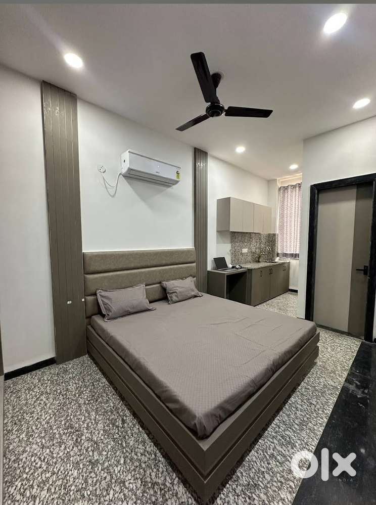 3 bhk furnished flat available for rent LIG square indore