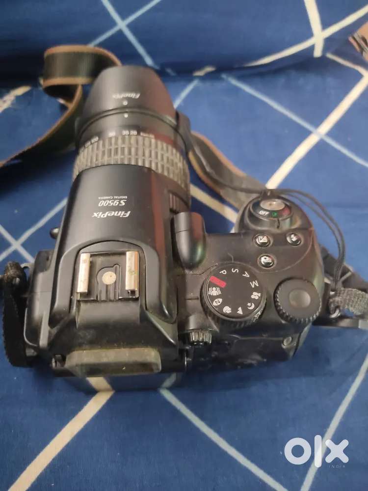 Finepix S9500