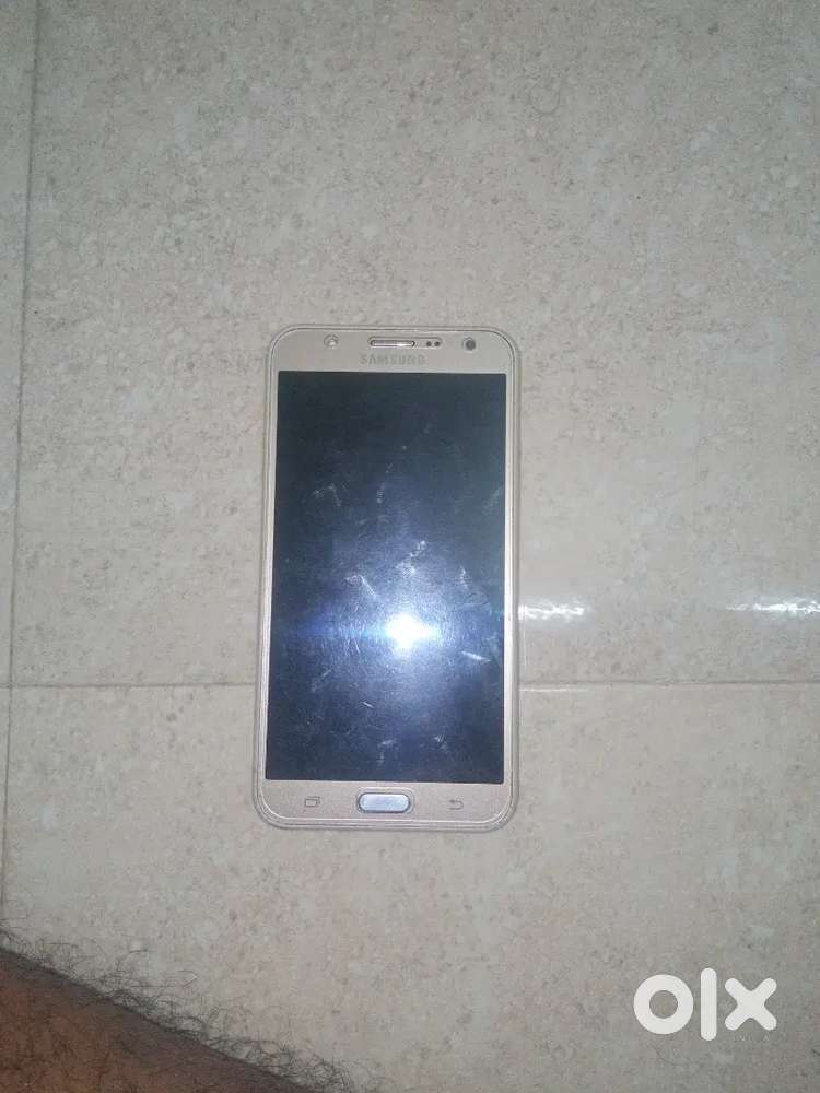 My Old phone sumsung j7