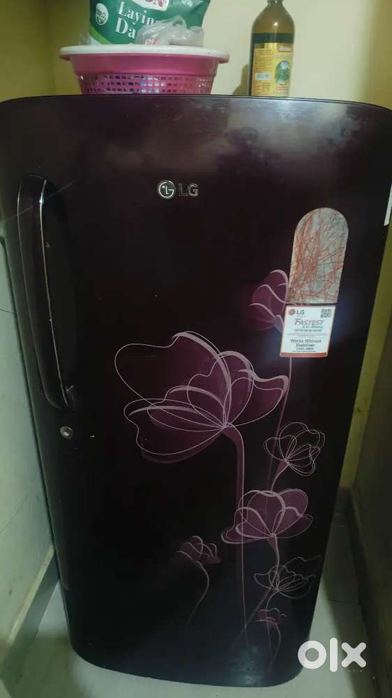 Good condition. Fridge Rs.5000
