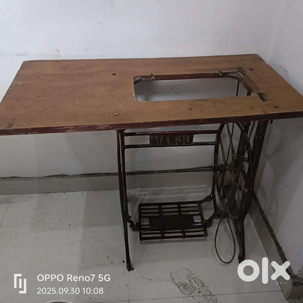 Foot paddle (Sewing machine)