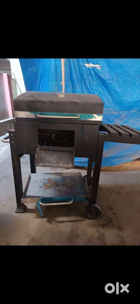 BBQ Grill Machine