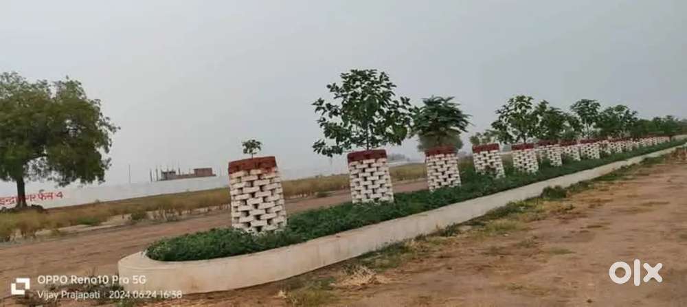 तेज़ी से विकसित हो रहे गोल्फ सिटी ज़ोन में निवेश के लिए बढ़िया प्लॉट