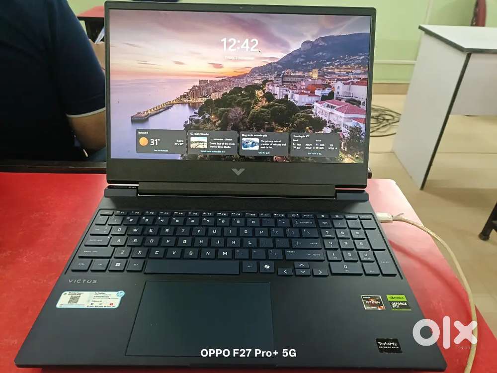 Hp victrus Ryzen 7 7445hs rtx 3050 6gb 16gb ram 512gb ssd