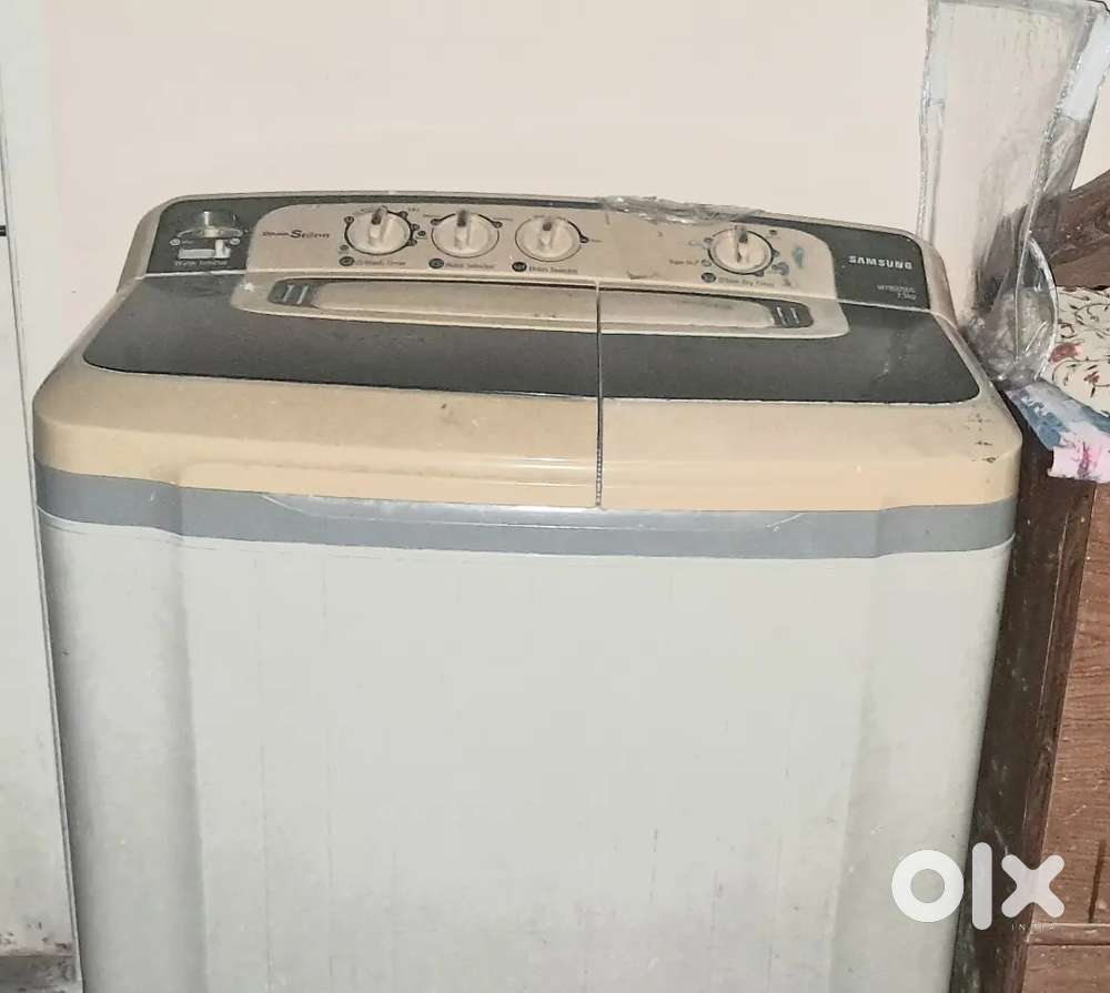 Samsung double-storm wahsing machine semi-automatic 7.5 kgs