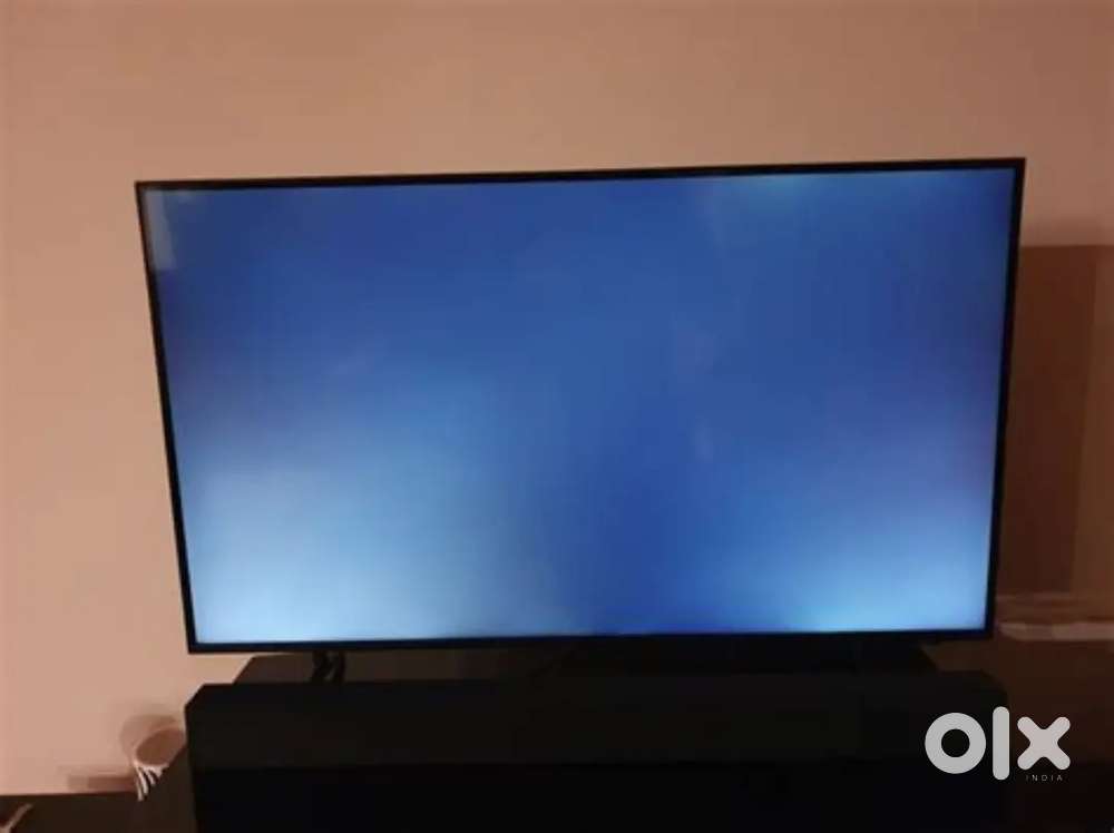 Samsung 49 Smart 4K TV - Display Fine, Backlight/ Panel Needs Fixing