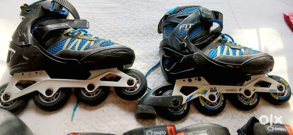 Oxelo fit JR 5 skates + full safety gear - Excellent condition!