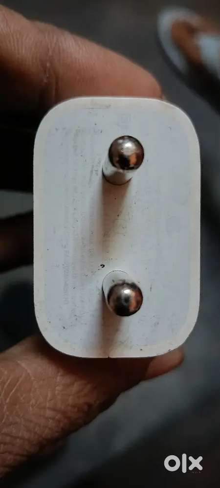 iPhone adaptor charger 35 ward