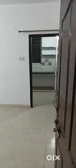 SALE - 1 Rk Flat Coved Campus