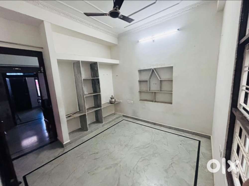 For family 2room with kitchen and hall