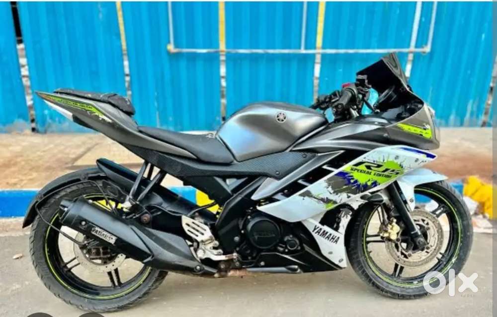 R15 Sports Bike for sale