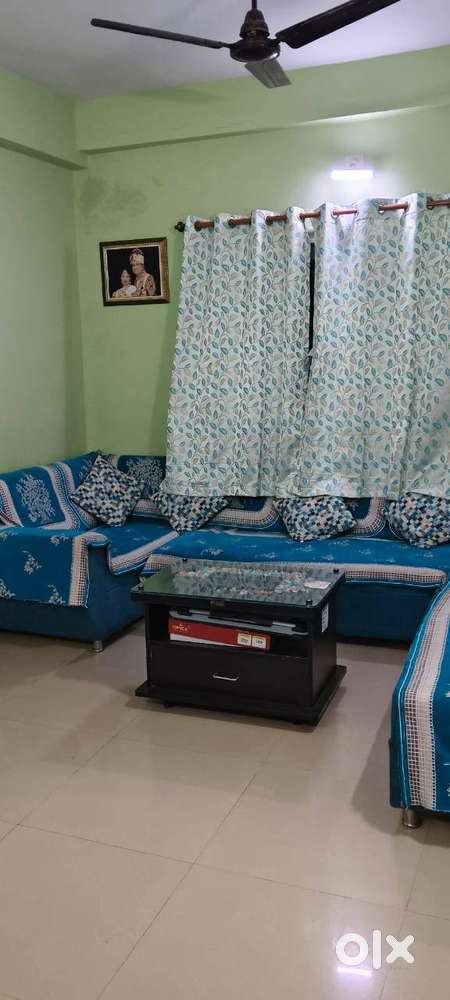 2 BHK flat with full furniture
