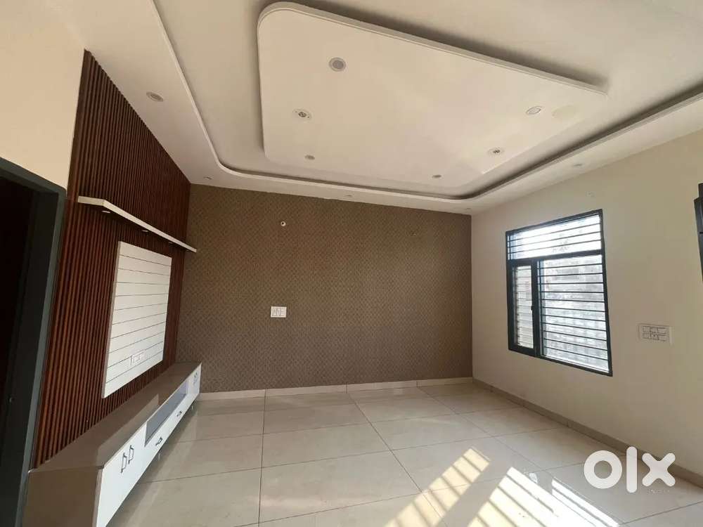 Kothi 100 gaj brand new