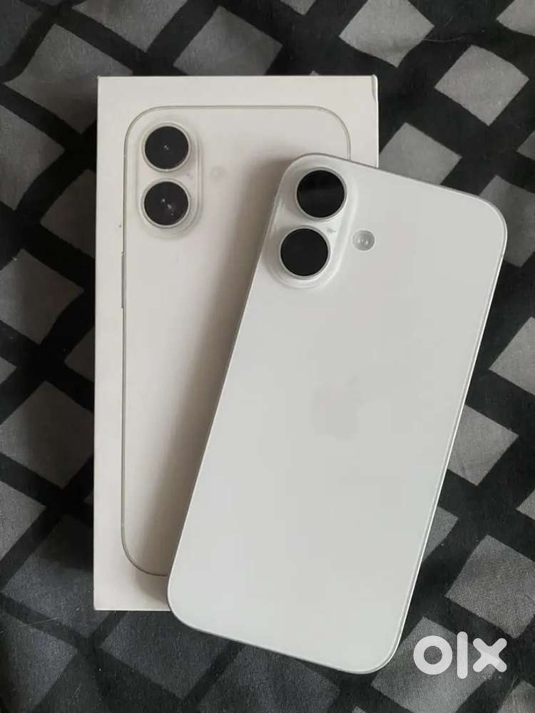iPhone 16 seal pack 128