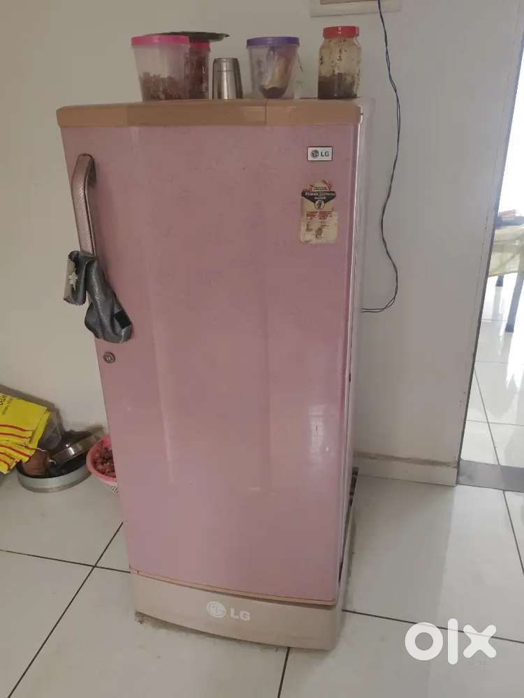LG fridge good condition