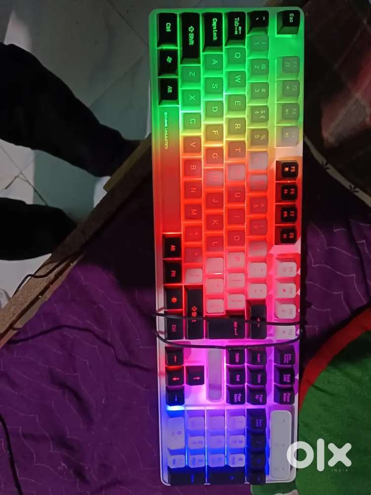 MK1700 KEYBOARD. And adaptor