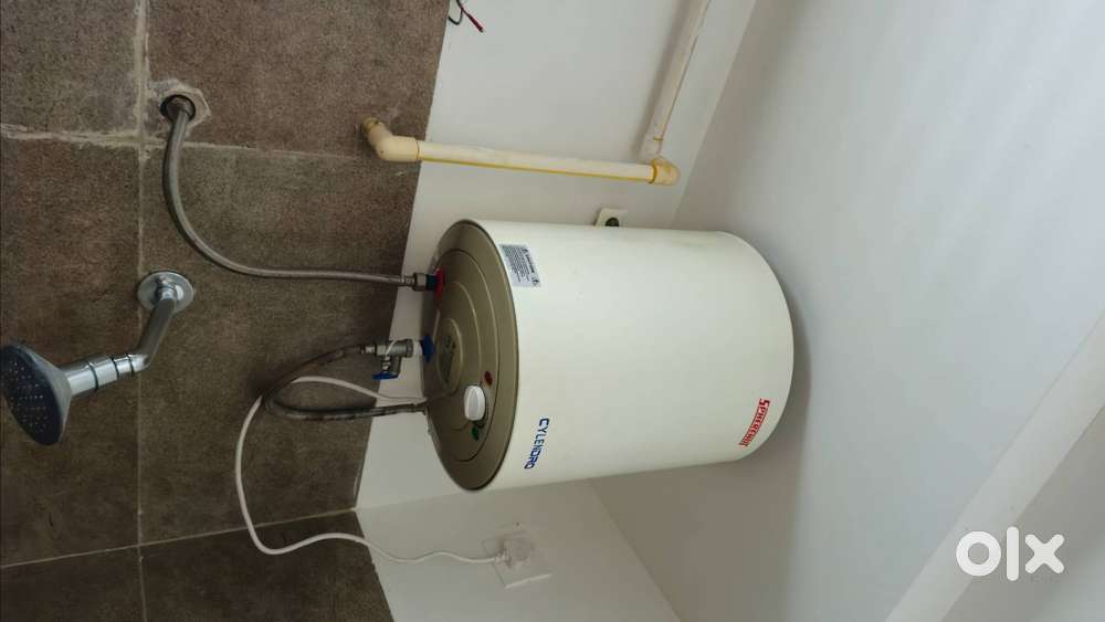 Geyser, washing machine and microwave, second hand