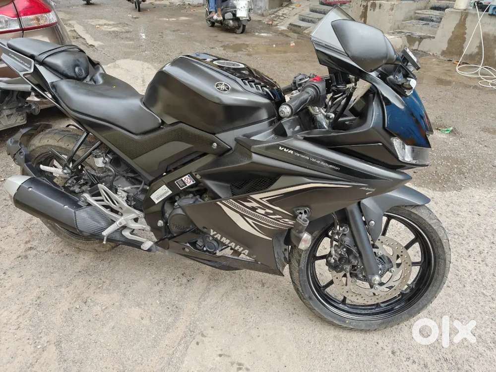 Yamaha R15 V3 for Sale 5500 km Only, Excellent Condition – Urgent Sale