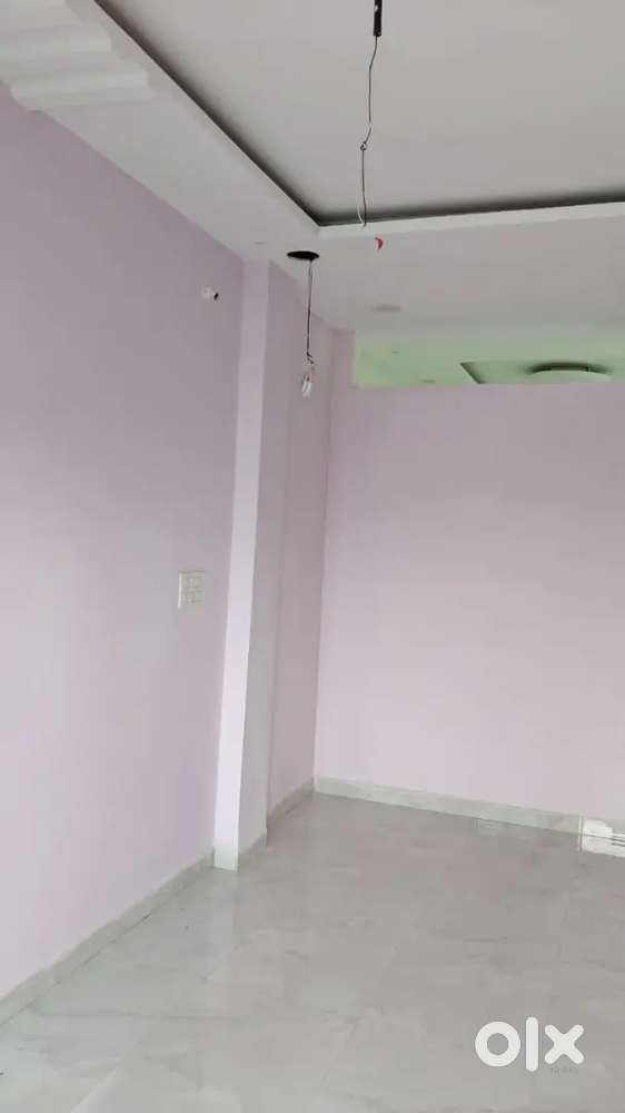 Shop sale near govind narayan society chunabhatti main road location