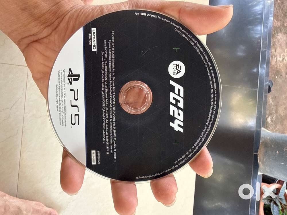 PS5 FC24 (play station)
