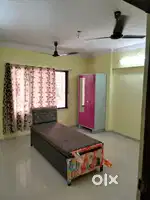 Pg in Aircondition Room in andheri west in 2 Sharing in 2 Bhk Flat