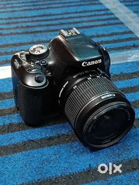 Canon EOS 600D DSLR camera with 18-55 zoom lens