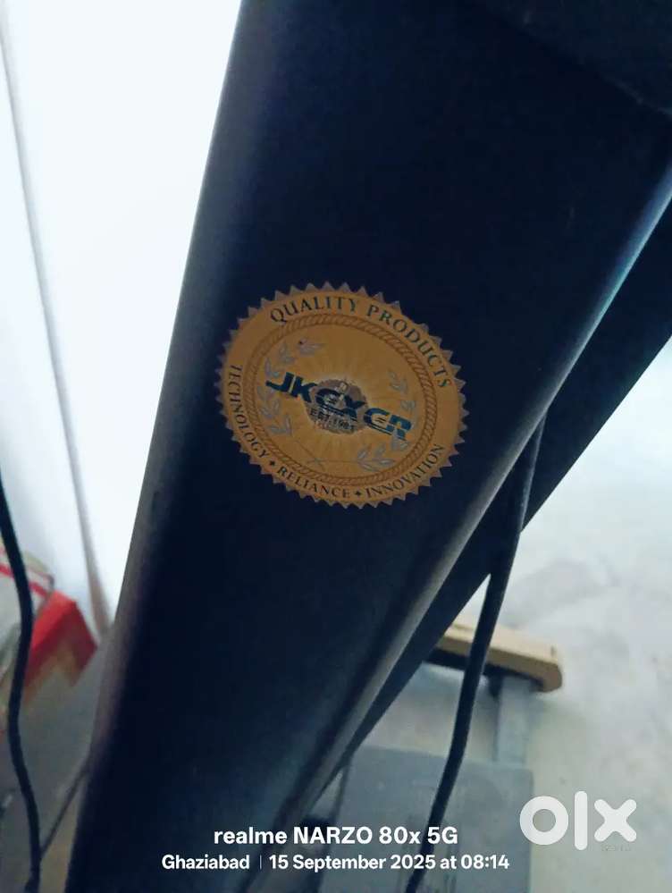 Focus 8050A Running Machine