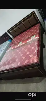 Brand new queen size bed with mattress in wholesale price cod availbl