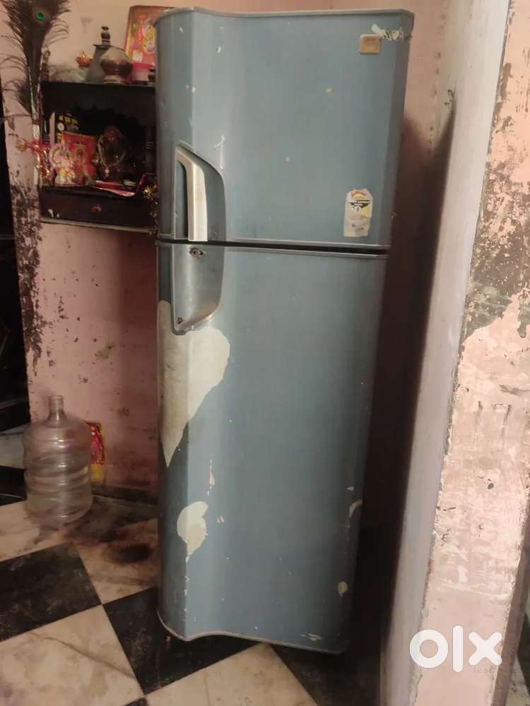 Godrej Eon 270ltr double door